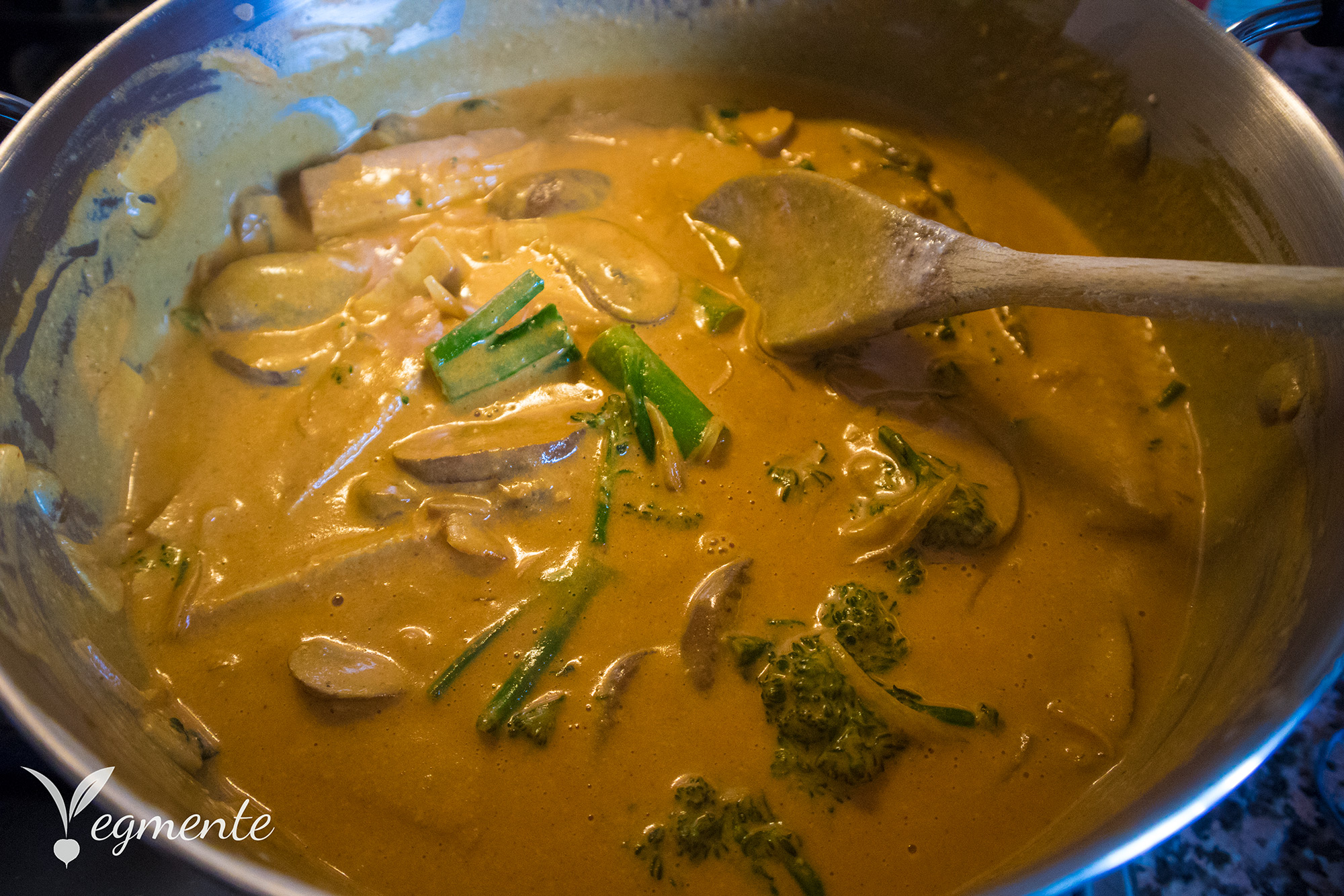 curry vegano com leite de coco